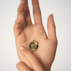 Pendentif LION ZODIAQUE -Bijouxe Legant Magasin 02880107 157 TU M1